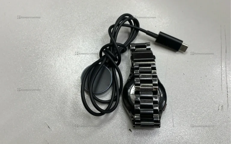 Часы Samsung Watch