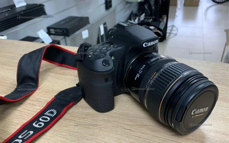 Фотоаппарат  canon eos 60d
