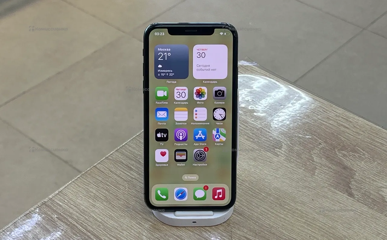 Купить Apple iPhone X 3/64 ГБ б/у арт. 2016002805619-1 в Самаре