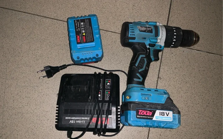 Дрель-шуруповерт Toua DBLD180-1