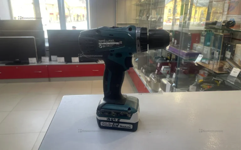 Шуруповерт Makita DF347D