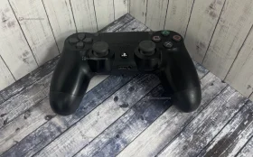 Купить DualShock 4 б/у , в Тюмень Цена:990рублей