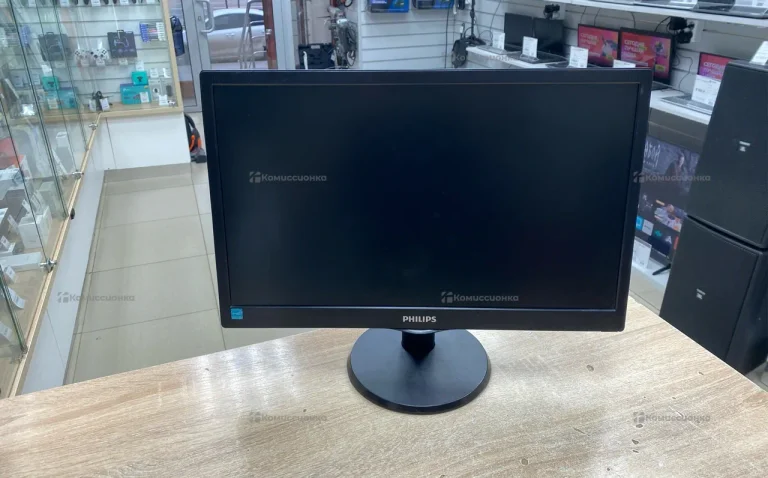 Монитор Philips 193V5LSB2