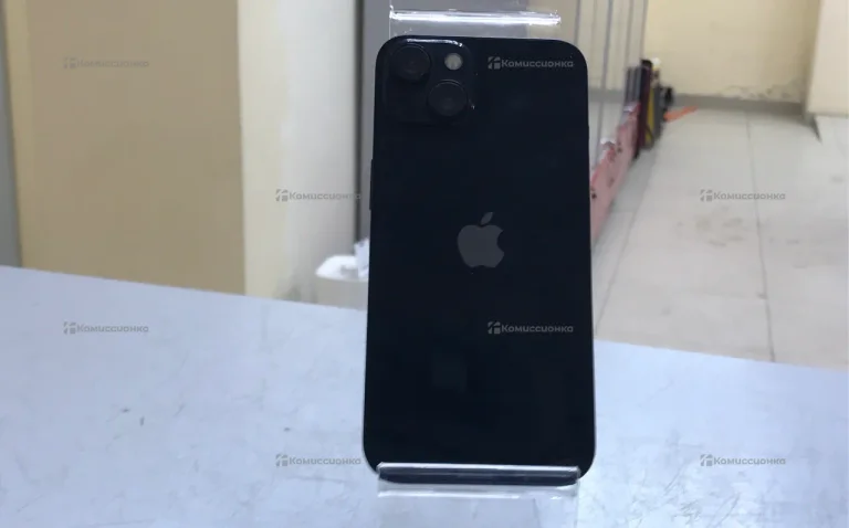 Apple iPhone 13 4/128 ГБ