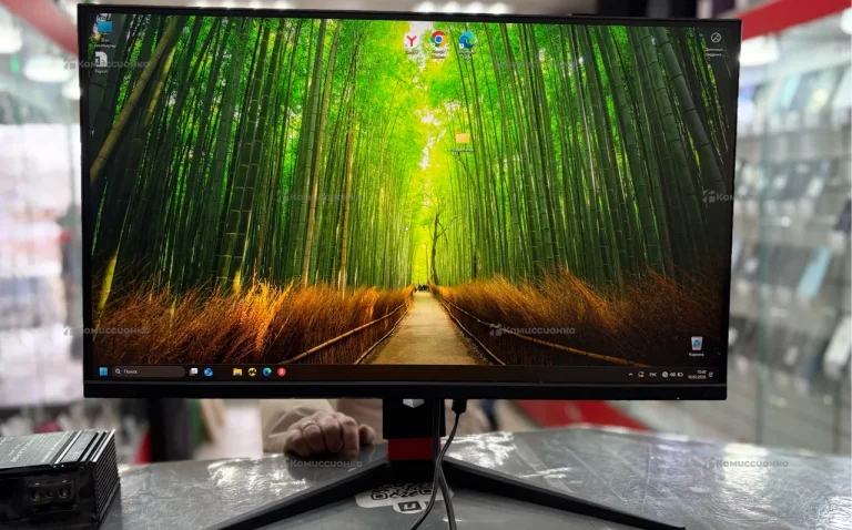 Монитор Asus VP32UQ