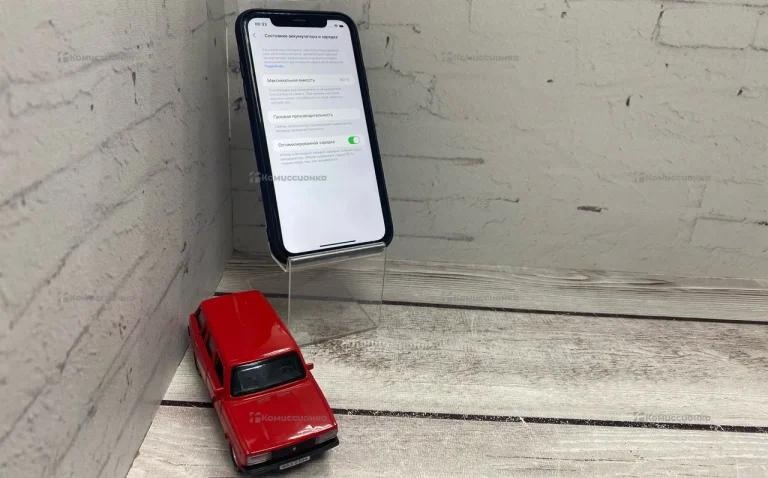 Apple iPhone XR 3/64 ГБ
