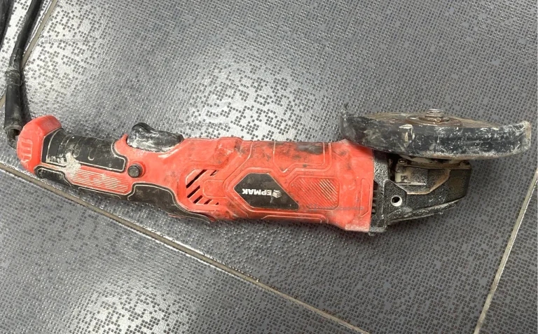 УШМ ЕРМАК УШМ-125/900