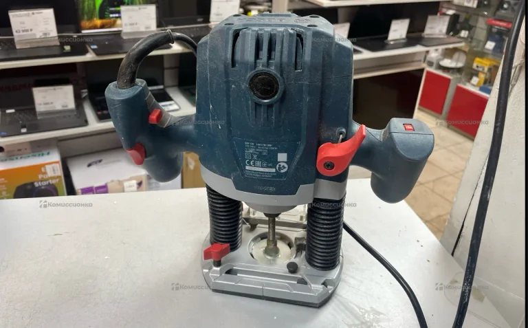 Фрезер Bosch GOF 130