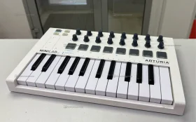 Купить Миди клавиатура Arturia Minilab MK 2 б/у , в Челябинск Цена:3900рублей