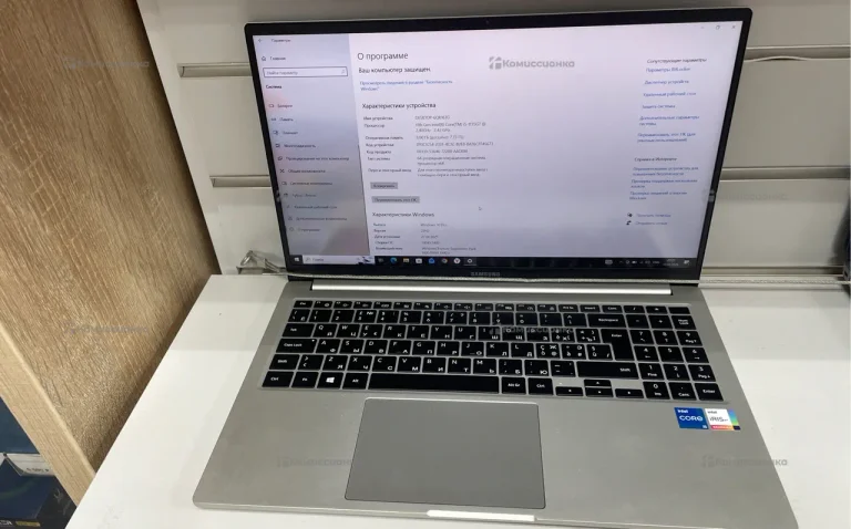 Ноутбук Samsung  NP750xda