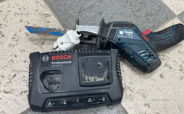 Электропила Bosch GSA 12V-14