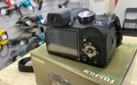 Купить Фотоаппарат  Fujifilm FinePix S4000 б/у , в Тольятти Цена:3900рублей