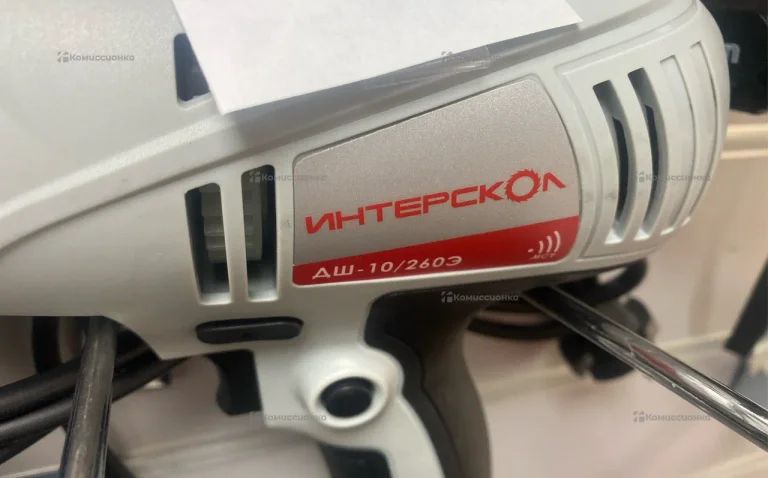 Шуруповерт Интерскол ДШ-10/260Э