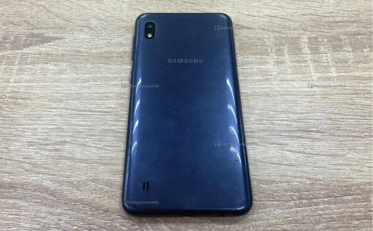Samsung Galaxy A10 3/32 ГБ