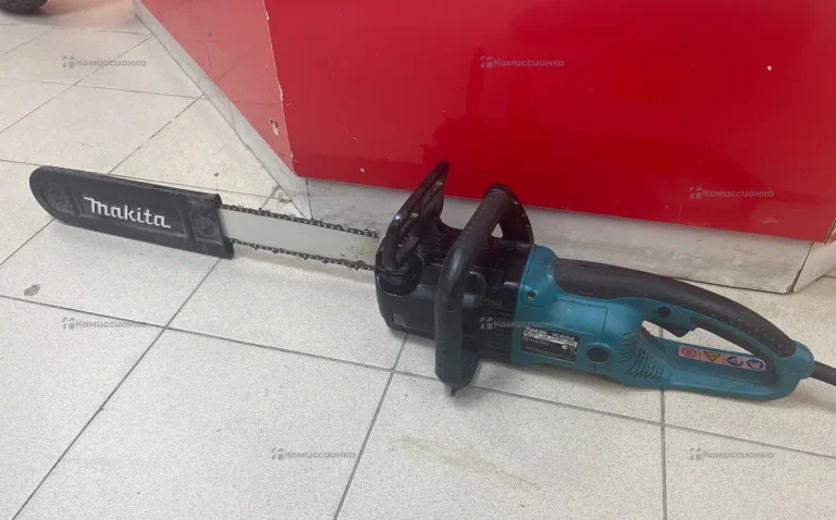 Электропила Makita uc3530