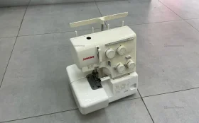 Купить Оверлок  Janome 210d б/у , в Тольятти Цена:7900рублей