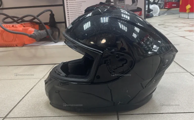 Мотошлем Soman