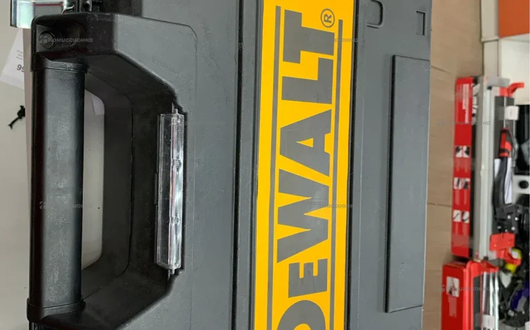 Лазерный уровень Dewalt 4D