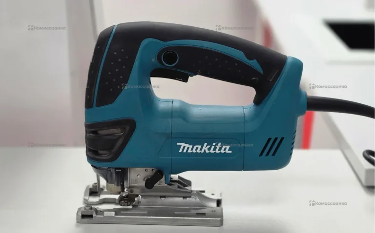 Лобзик Makita 4350CT