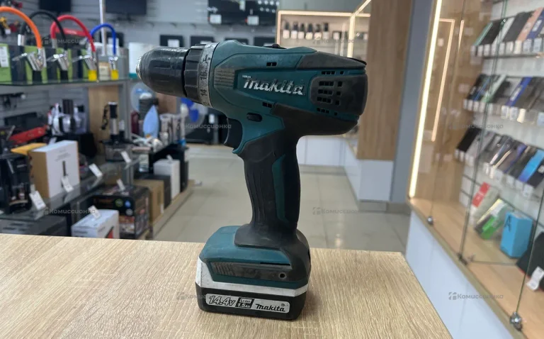 Дрель-шуруповерт makita DF347D