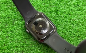 Купить Apple Watch Series 4 44mm б/у , в Тольятти Цена:3500рублей