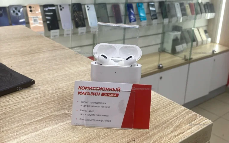 Наушники AirPods Pro