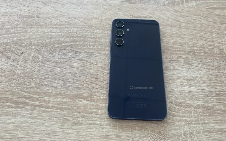 Samsung Galaxy A55 8/128 ГБ