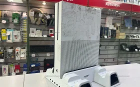 Купить Приставка Xbox One S 1 TB б/у , в Тюмень Цена:10990рублей