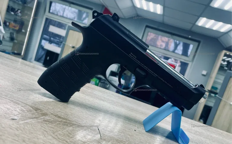 Пневматический пистолет EKOL es p92b 3 баллона и