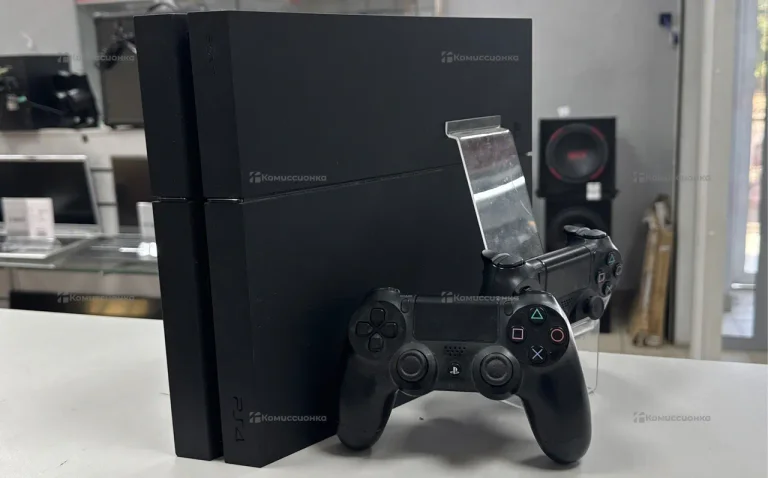 Приставка Sony PlayStation  PS4 Fat 500gb