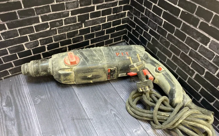 Перфоратор P.I.T. PBH24-C