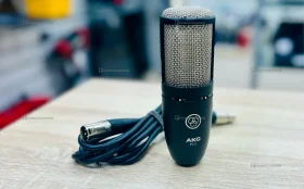 Купить Микрофон студийный AKG P220 б/у , в Екатеринбург Цена:8990рублей