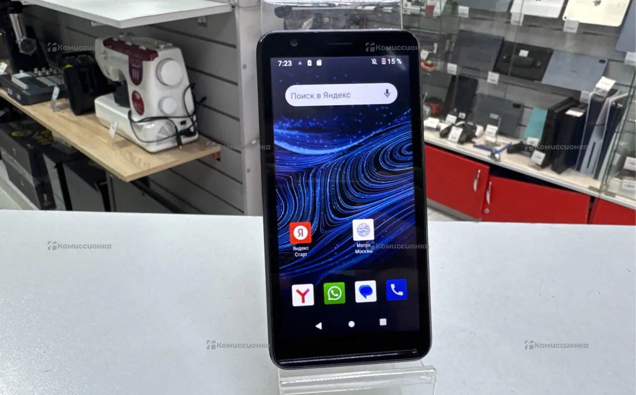 Купить ZTE Blade L8 1/32 ГБ б/у арт. 2027800978856-1 в Москве И