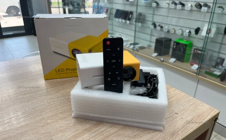 Проектор LED Projector