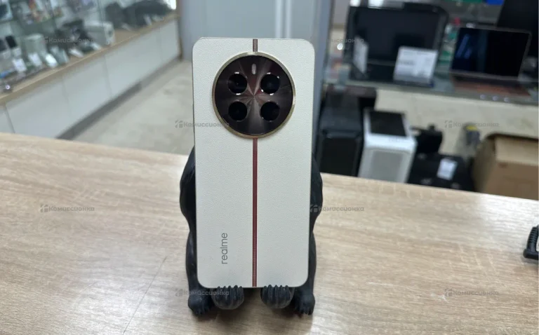 Realme 12+ 12/256 ГБ