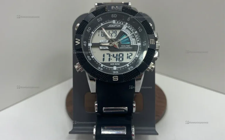 Часы  joefox 1104
