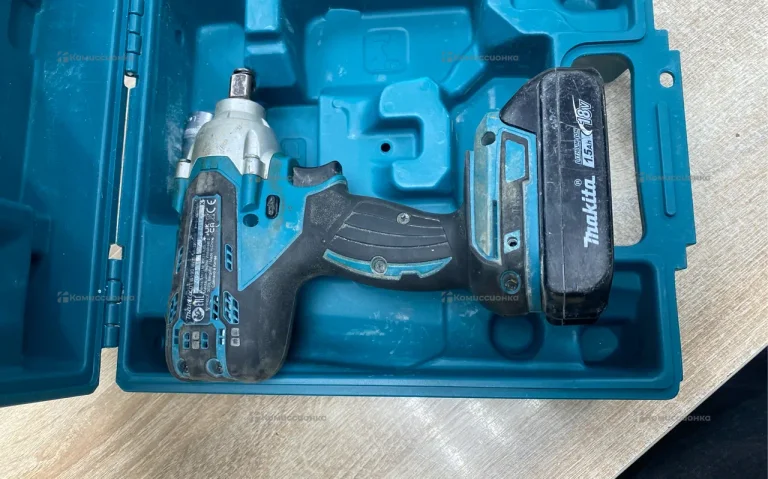 гайковерт makita DTW190.
