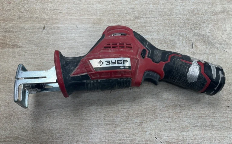 Сабельная пила ЗУБР СПЛ-125