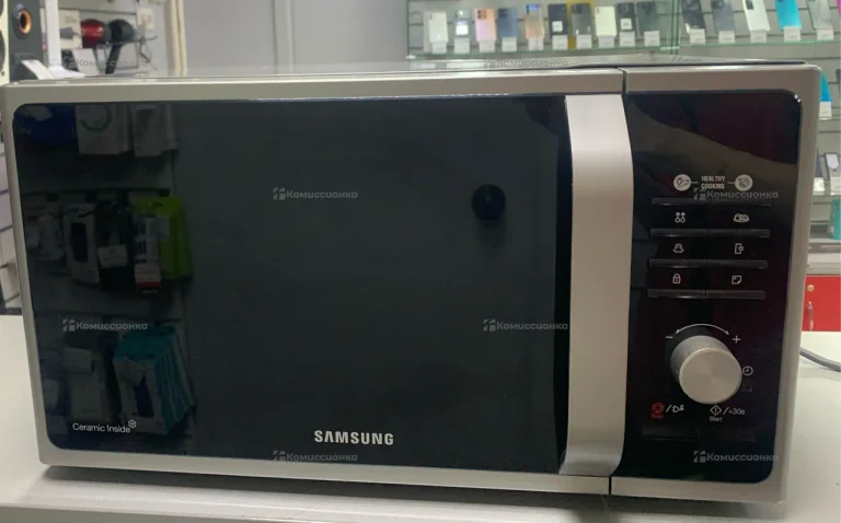 Микроволновая печь Samsung MS23F301TAS