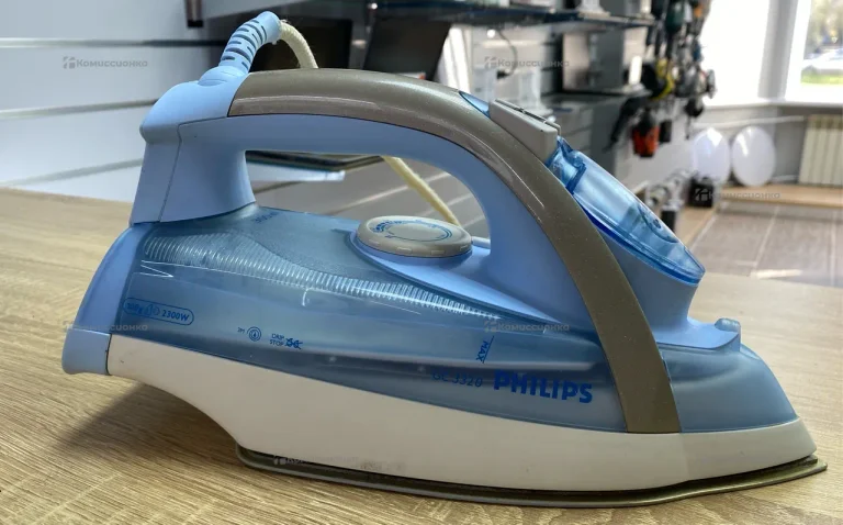 Утюг Philips GC 3320