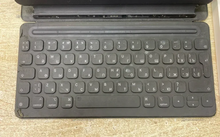 Клавиатура Apple IPad Smart Keyboard MX3L2RSA