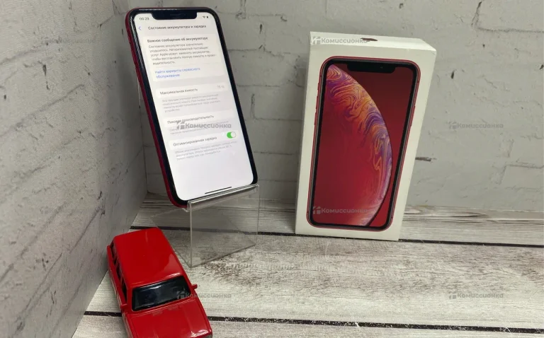 Apple iPhone XR 4/128 ГБ