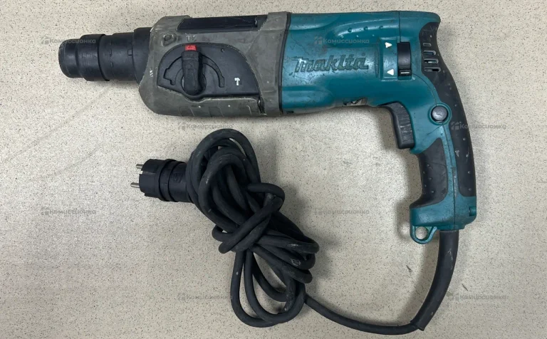 Перфоратор Makita HR2470