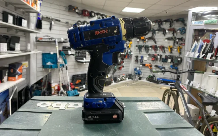 Шуруповерт Витязь да 212 12