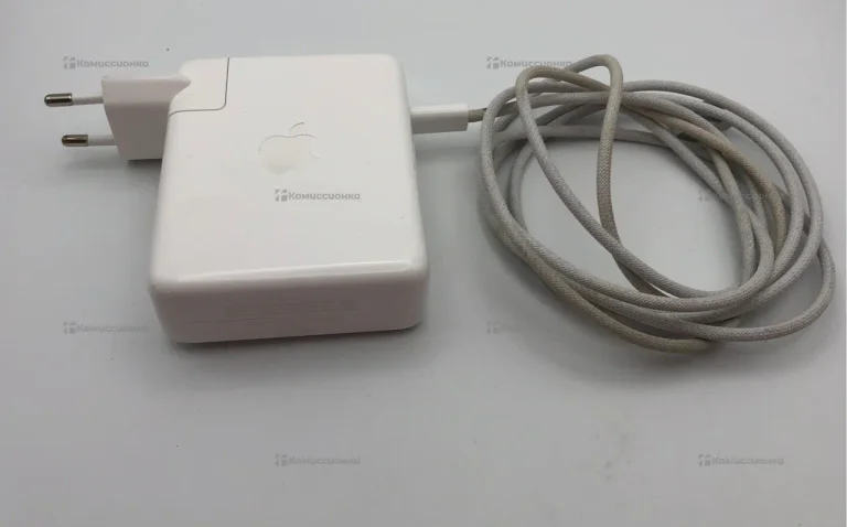 Зарядное устройство Apple 140w + кабель.