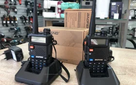 Купить Две рации Baofeng UV 5R б/у , в Москва и область Цена:1900рублей