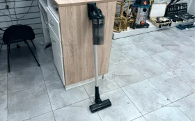 Купить вертикальный пылесос Samsung  VS15A6013R5 б/у , в Челябинск Цена:3500рублей