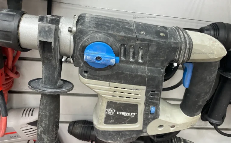 Перфоратор DEKO ZKH2000W