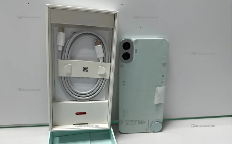 Nothing Phone (1) 8/128 ГБ