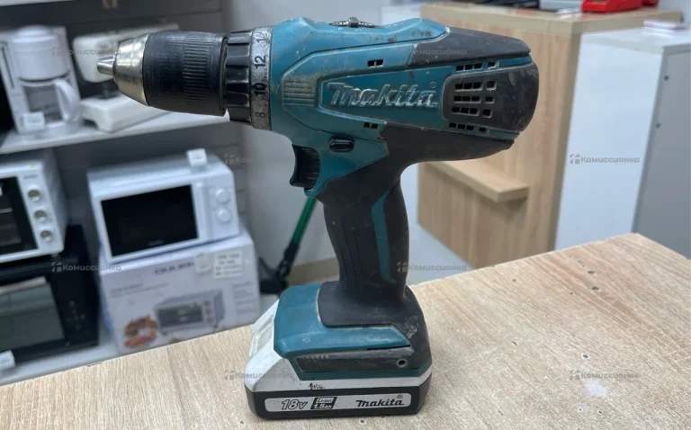 Шуруповерт Makita DF457D